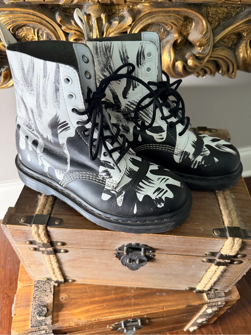 Dr. Martens PASCAL Leather Boots